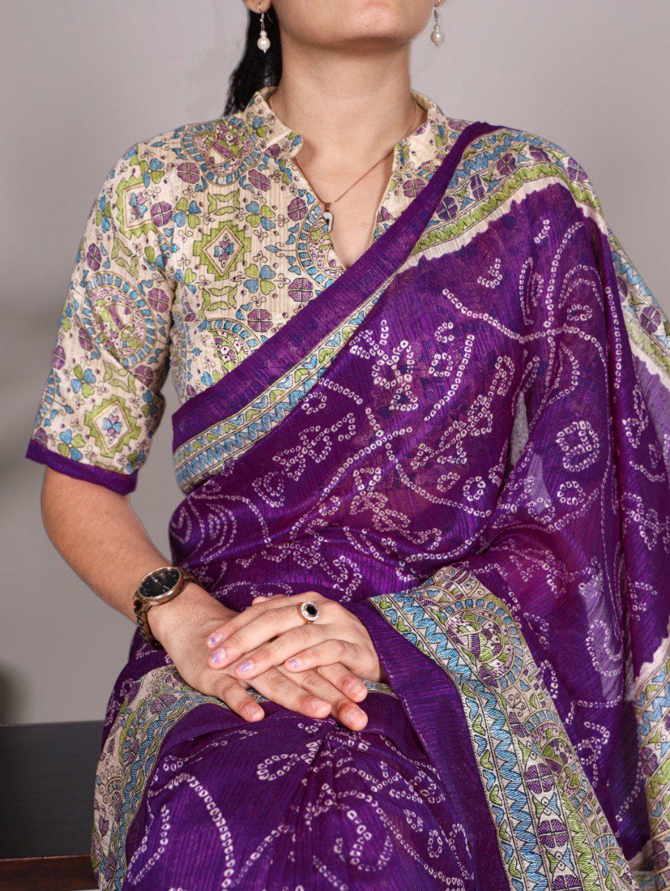 Traditional Fusion Print of Madhubani and Bhandhej work Saree