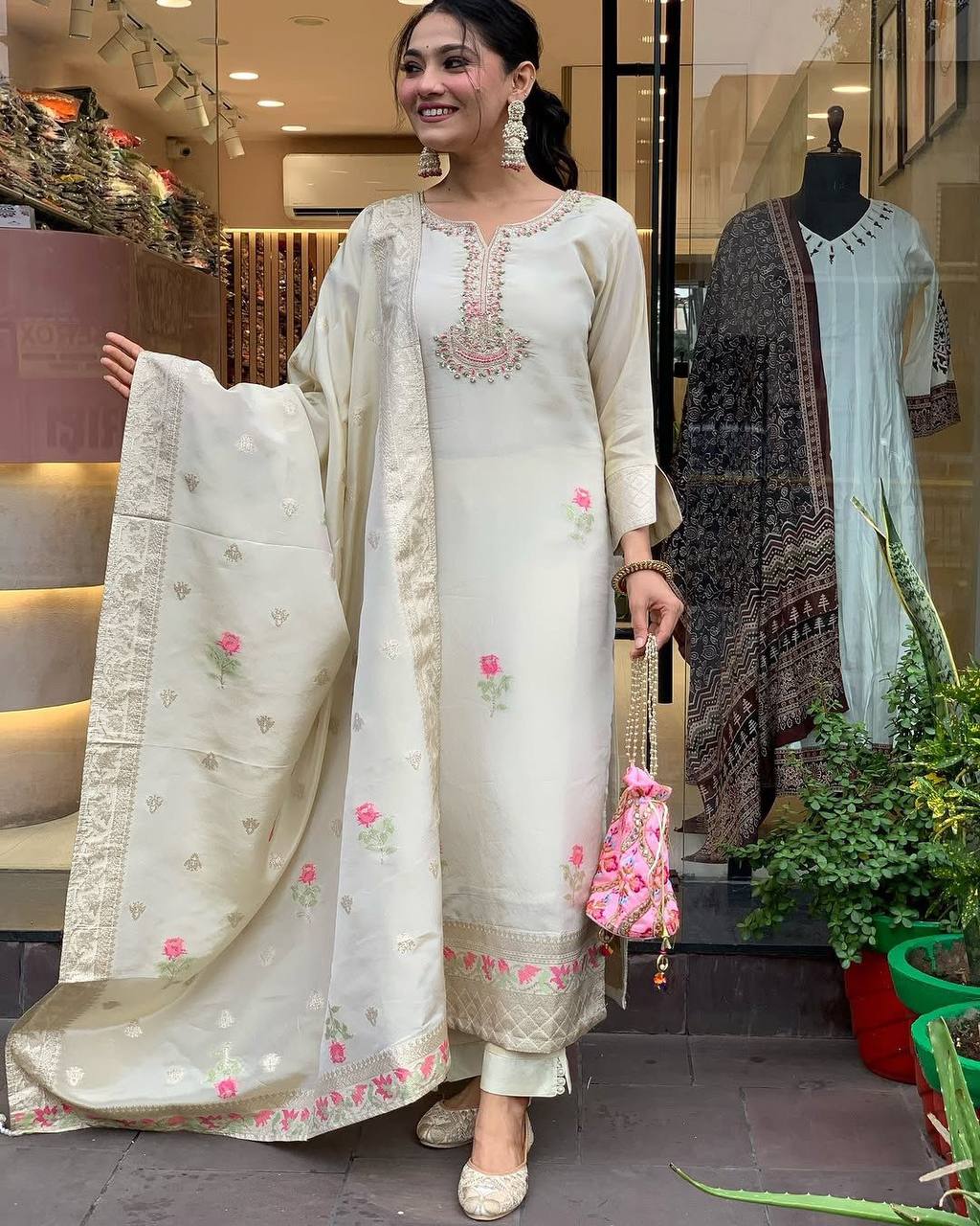 Designer Trending Floral Embroidery Motifs Suit Set